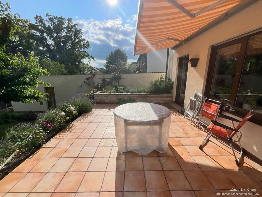 Doppelhaushälfte 
in bester Lage von Limbach 
für die ganze Familie!