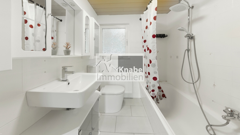 Top Rendite & Perspektive! Modernisiert, vermietet, Bauland inklusive!