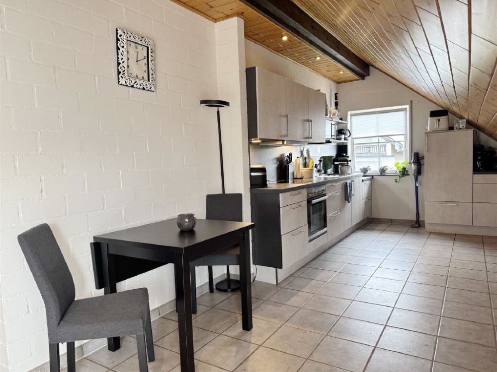 Wohnkomfort trifft Vermietungschance - Stilvolles Wohnhaus in naturnaher Lage