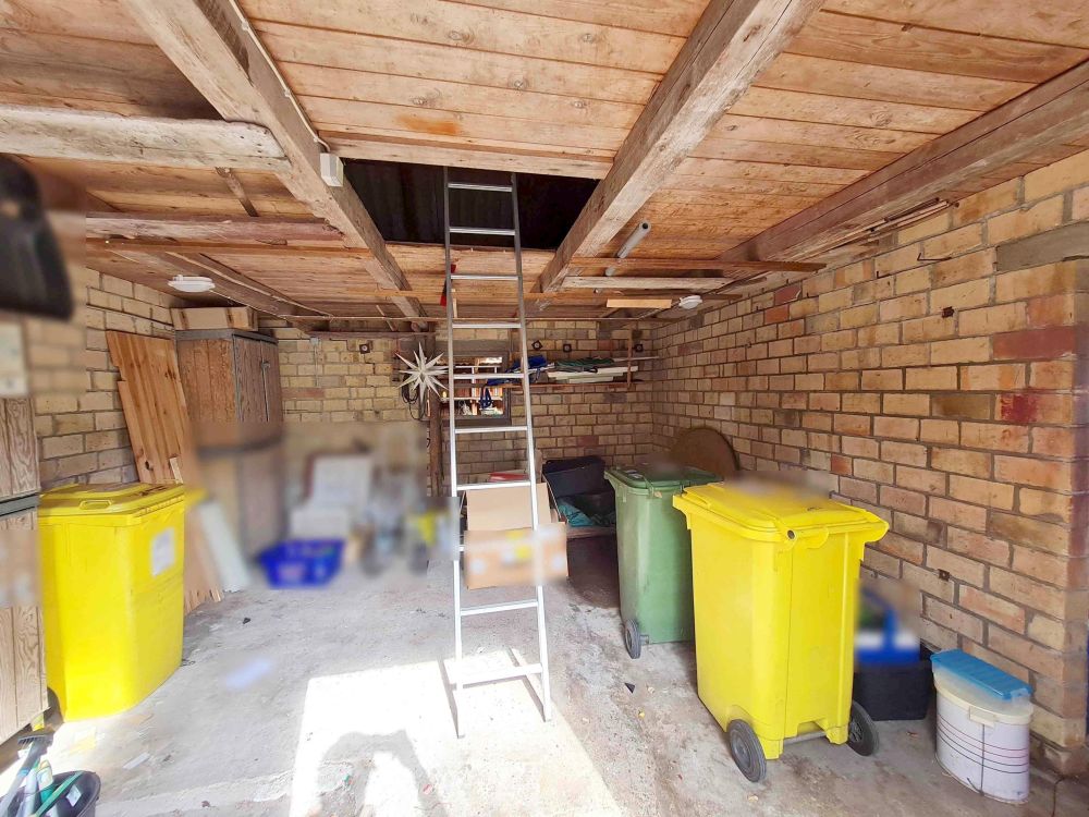 Großzügiges EFH samt liebevoll angelegtem, gepflegten Grundstück in Behrendorf