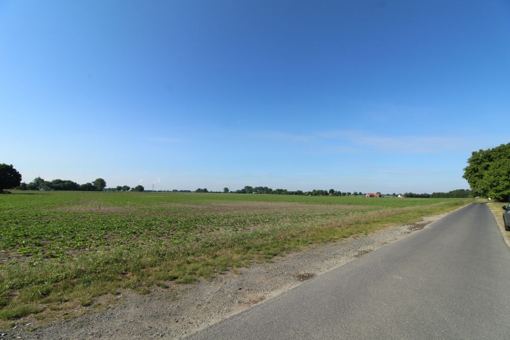 Gewerbehalle mit Weitblick