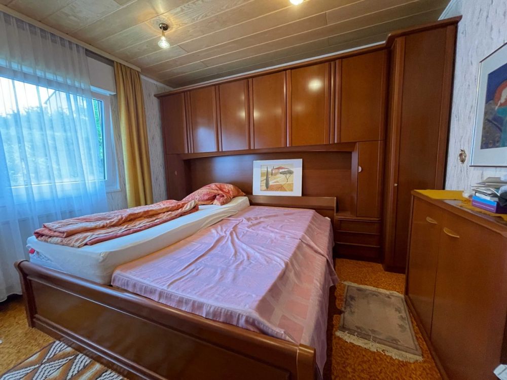 Einfamilienhaus in Neunkirchen bei Weiden mit herrlichem Blick auf den Basaltkegel von Parkstein