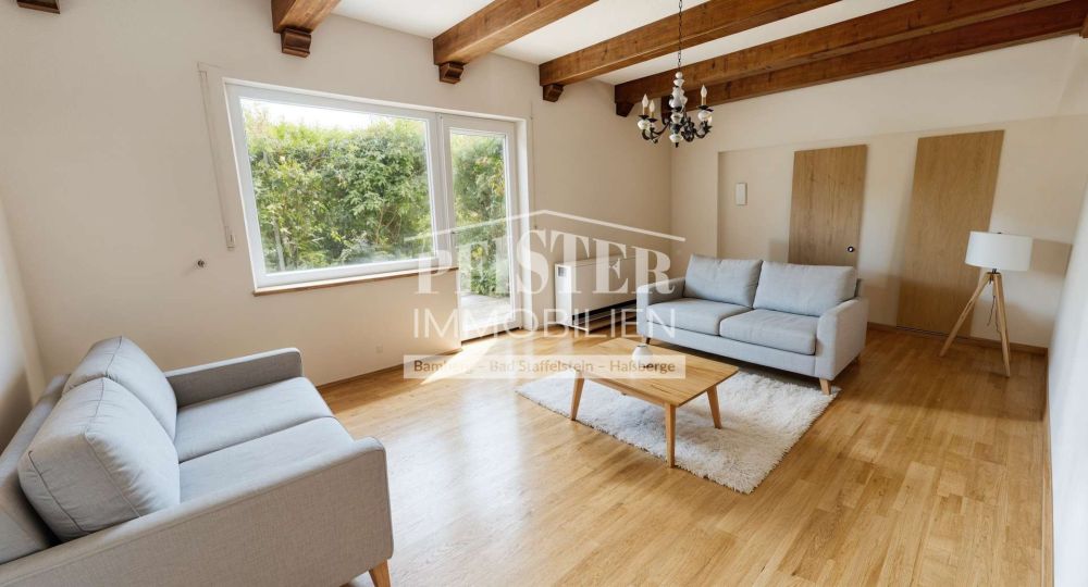 Großzügiges Zweifamilienhaus in idyllischer Lage am Ebinger See