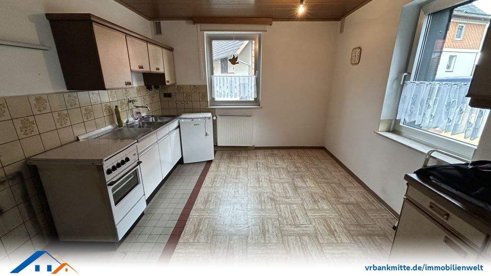 Charmantes Wohnhaus mit großzügigem Grundstück und vielseitiger Scheune