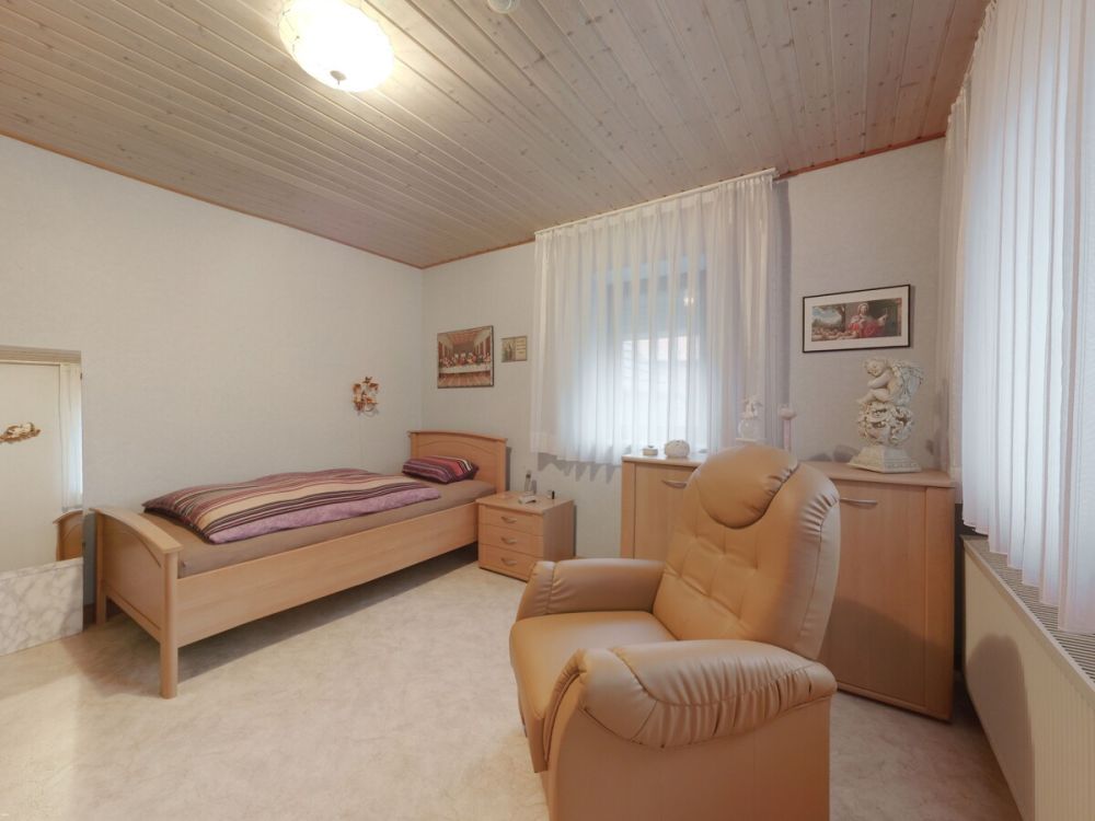 Gemütliches Einfamilienhaus in zentraler Lage von Lichtenau-Immeldorf!