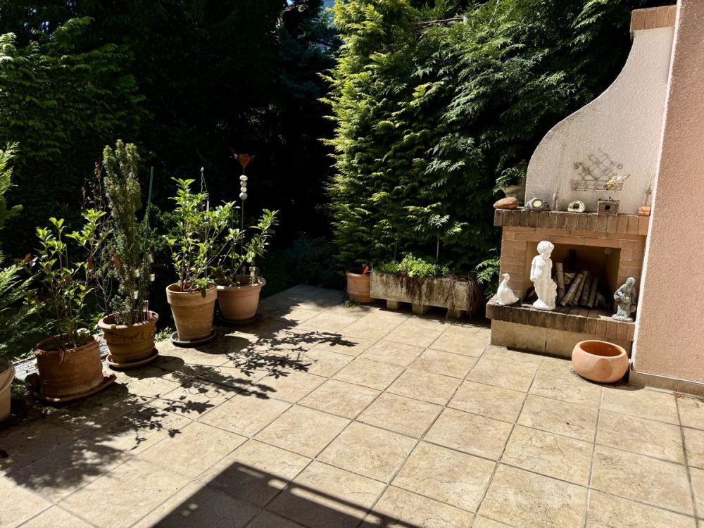 Einfamilienhaus in ruhiger und idyllischer Lage
- Ein Zuhause mit Herz in bester Lage von Rodgau -