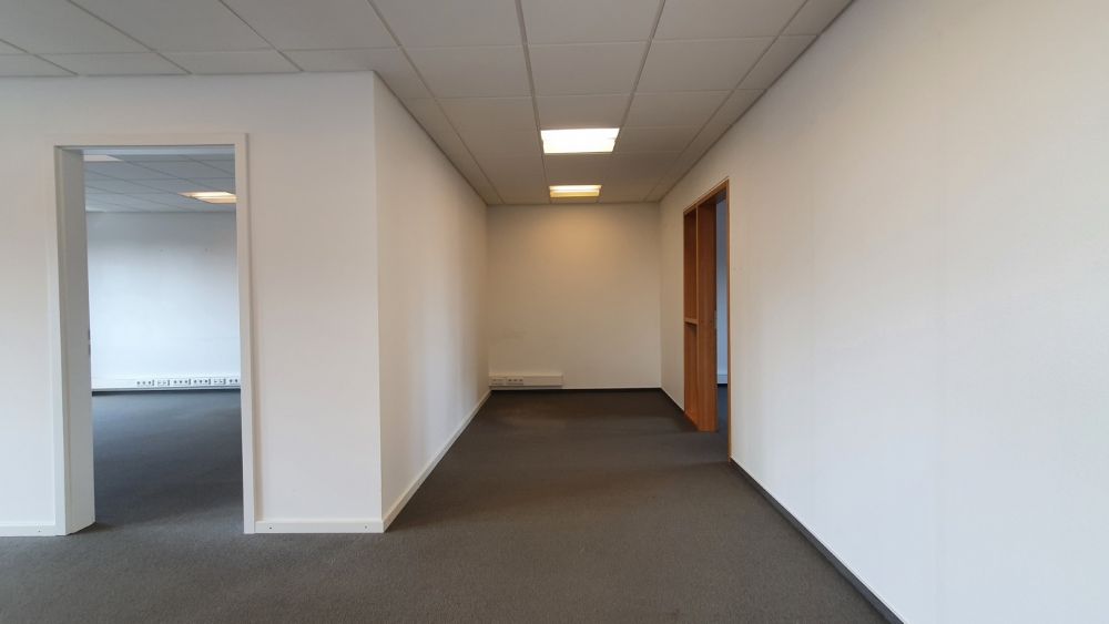 Helle Büroetage mit Dachterrasse