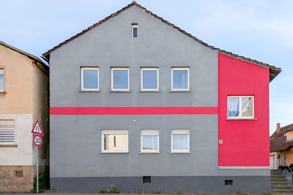 Ein- / Zwei-Familien-Haus in Erlenbach Mechenhard - interessant für Selbstnutzer & Kapitalanleger!