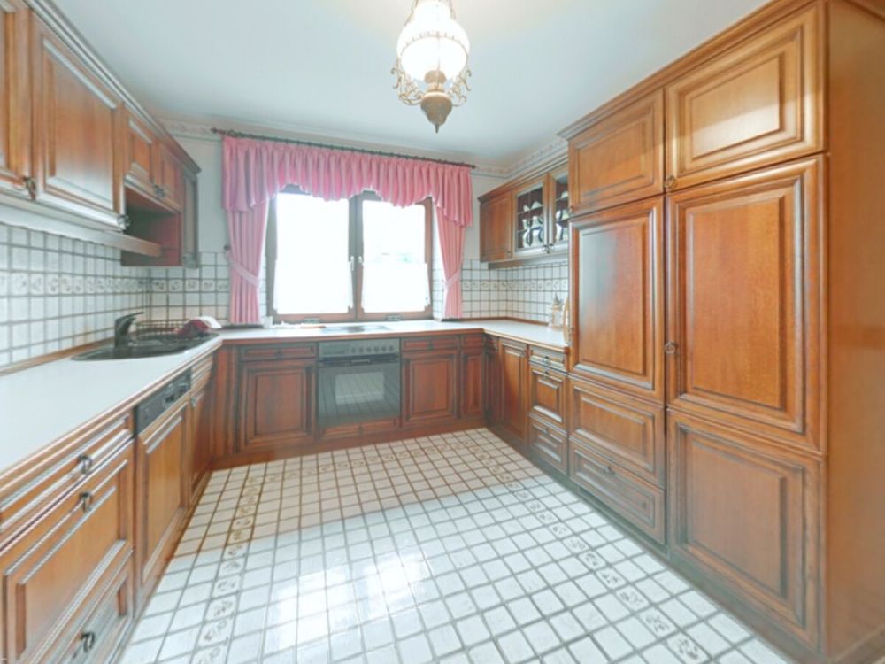 Hier werden Träume wahr - Großzügiges Traumhaus direkt am Rothsee!