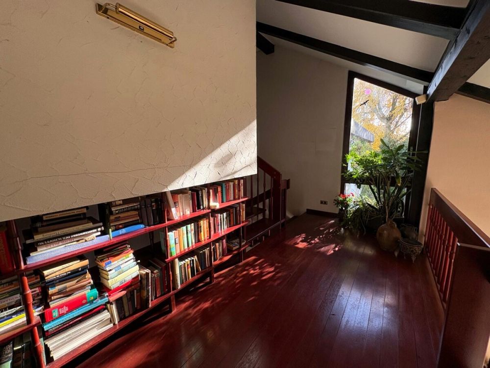 Individuelles Split-Level-Haus mit ansprechender Architektur in Lindlar-Schmitzhöhe