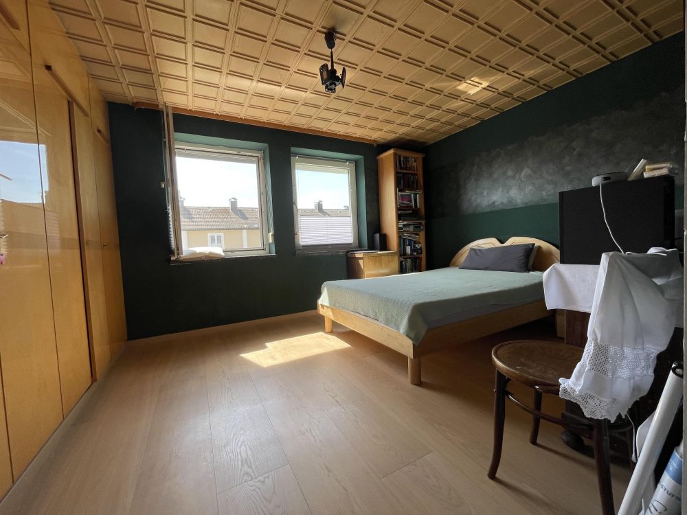 SMARTES MITTELHAUS FÜR DIE KLEINE FAMILIE