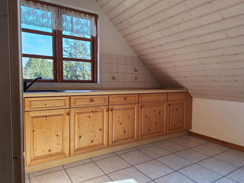 Zauberhaftes Holzbohlenhaus mit Einliegerwohnung in Mohrkirch