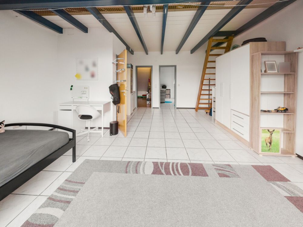 Sichere Kapitalanlage mit Mietpreissteigerungspotential in der Schlossstadt Schillingsfürst! (11)