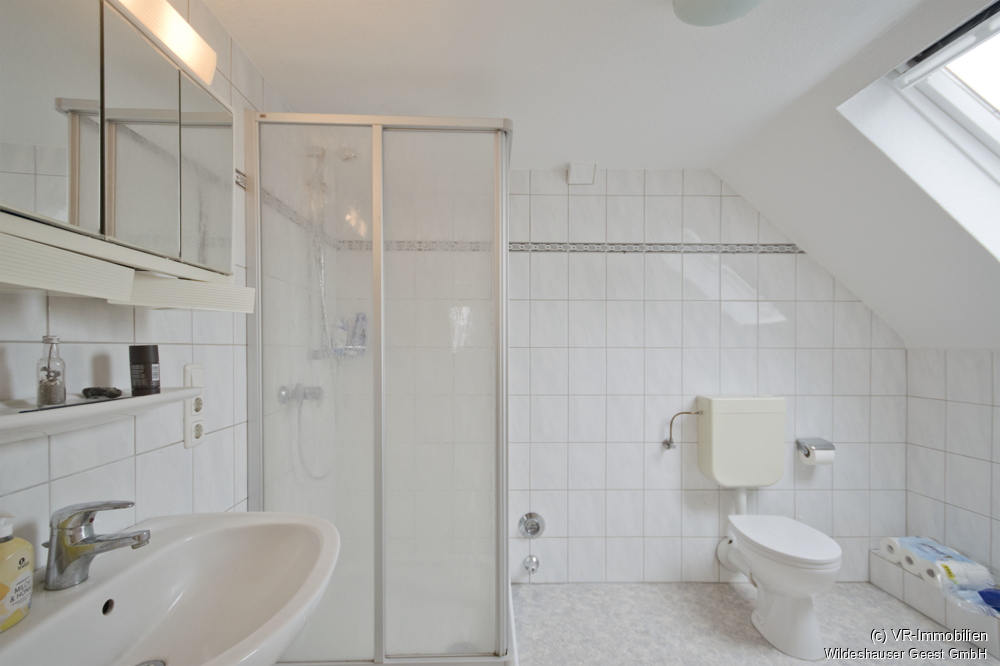 Einfamilienhaus mit Einliegerwohnung in zentraler Lage