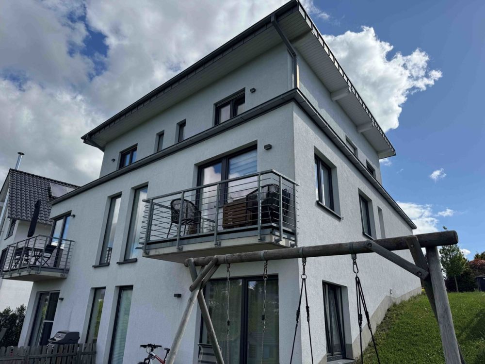 Modernes Dreifamilienhaus in guter Wohnlage von Kürten-Bechen