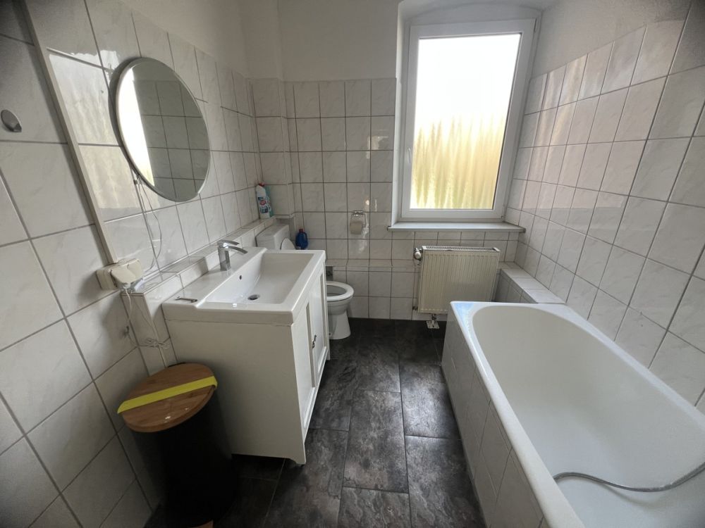 Investieren Sie jetzt in die Zukunft: vermietetes Wohn- und Gewerbeobjekt in Ansbacher Zentrumsnähe!