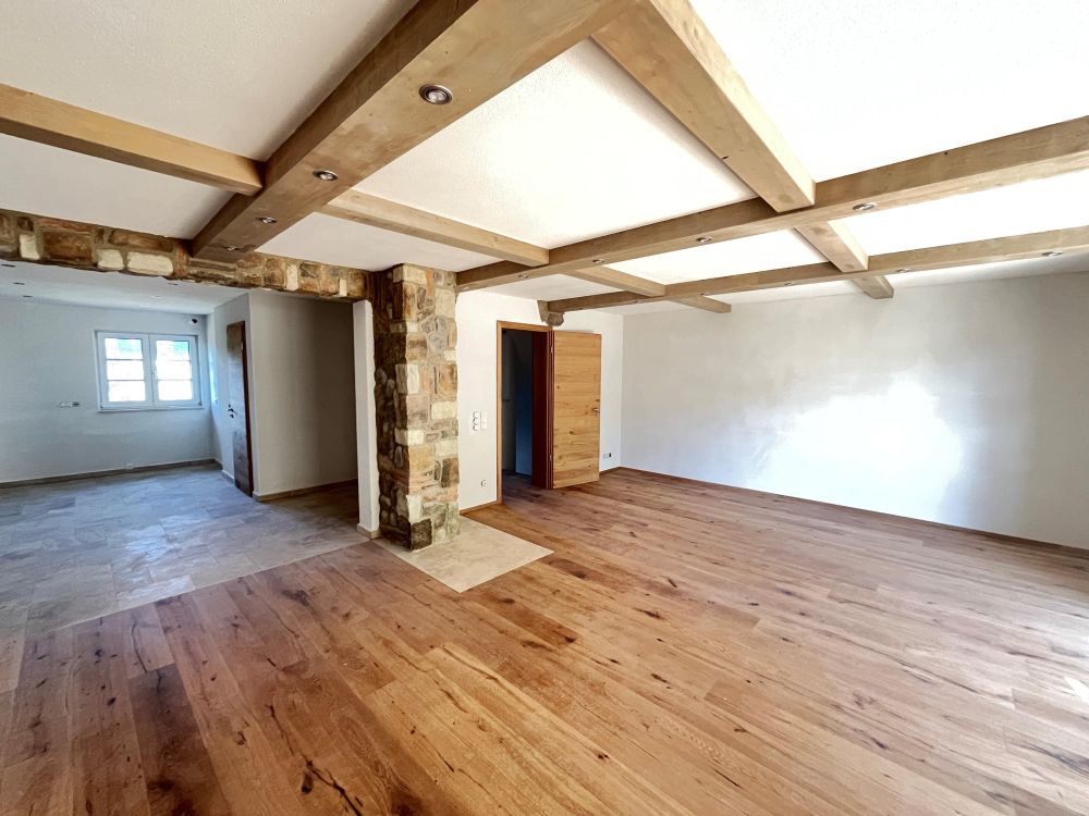 offener Wohn- Essbereich mit offener Küche