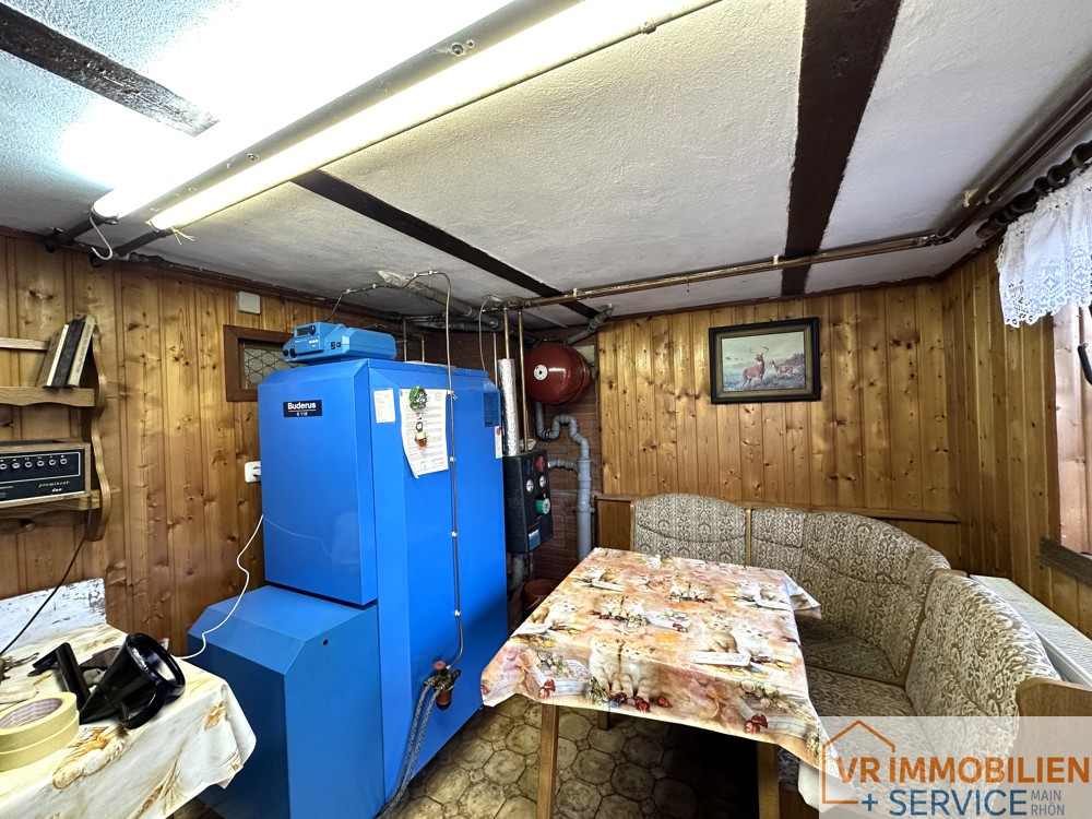 Gemütliche Doppelhaushälfte mit Scheune und Garten in 98617 Stepfershausen!