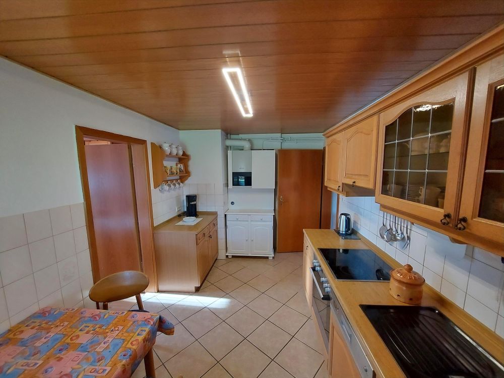 Küche mit EBK - Ansicht II