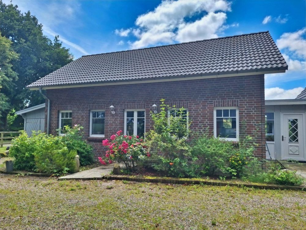 Wohnen" Am See"- Einfamilienhaus mit tollem Anbau in Havetoft