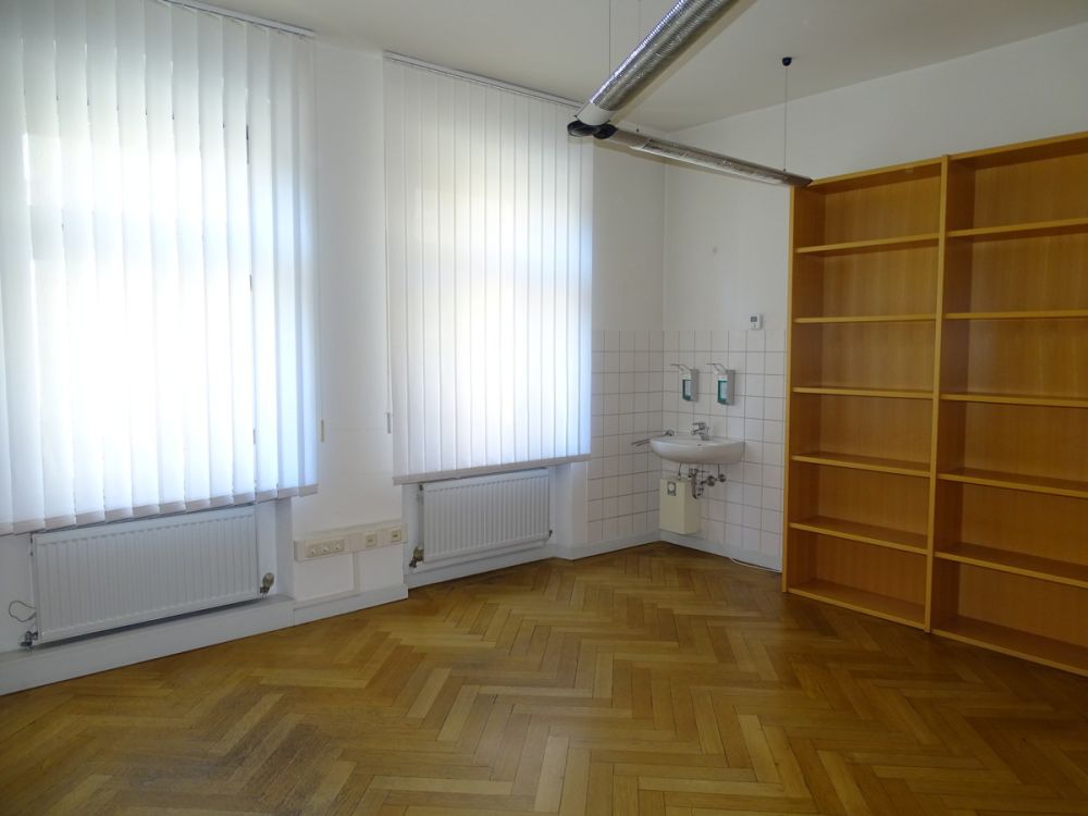 Zimmer 4