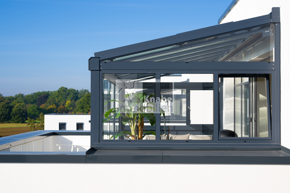 Leben im Loft-Style – Offene Räume, Sommergarten und spektakulärer Ausblick!