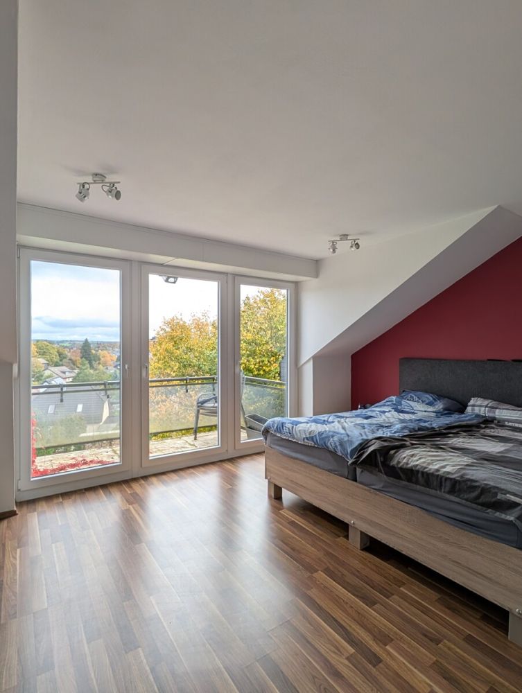 Elternzimmer mit Balkon