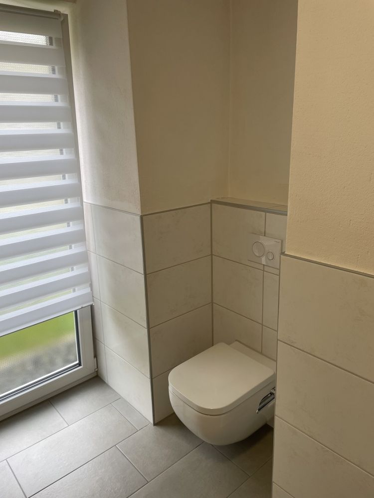 Neuwertige barrierefreie Eigentumswohnung in kleiner Wohnanlage - sofort beziehbar