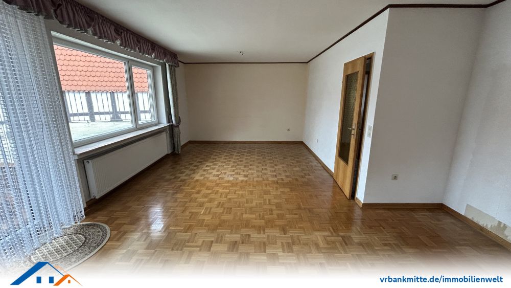 Charmantes Wohnhaus mit großzügigem Grundstück und vielseitiger Scheune