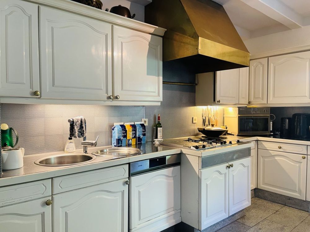 Stilvolles Einfamilienhaus mit hochwertiger Wohn & Raumausstattung