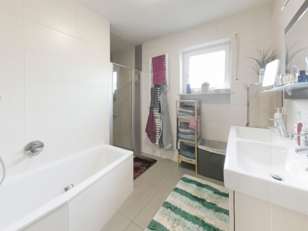 Großzügiges Einfamilienhaus mit großem Garten - gepflegtes Wohnen für die ganze Familie! (11)