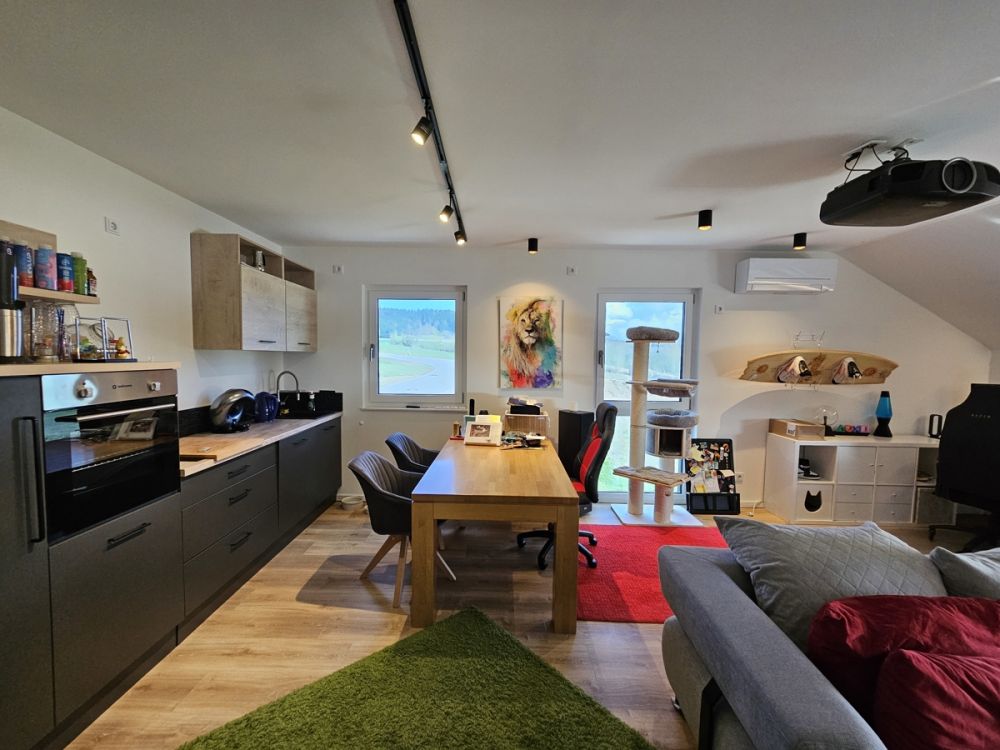 Ersparen Sie sich den Baustress! Neuwertiges modernes Zweifamilienhaus im Neubaugebiet in Waldthurn