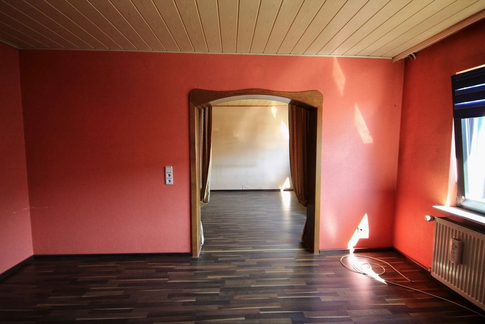 Zwei Häuser – ein Grundstück – viele Möglichkeiten/ Charmantes Anwesen in Weibersbrunn