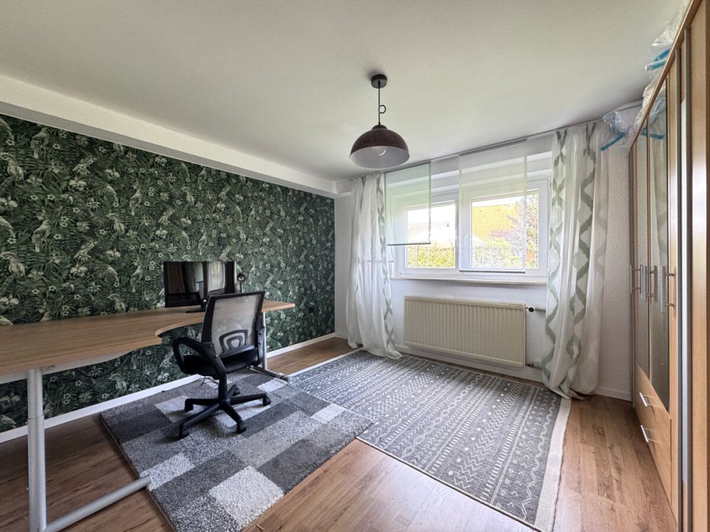 Arbeitszimmer UG Haus links