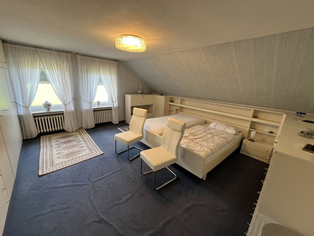 Wohnglück im Grünen, mit Bick ins Weite!
Zweifamilienhaus mit 
ca. 4.900 m² Grundstück
in Rheine (11)