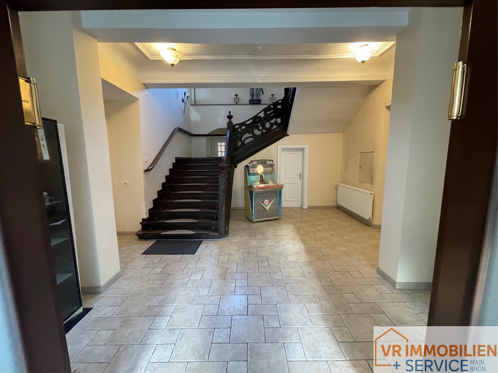 Einzigartige Immobilie mit historischem Flair: Ehemalige Amtskellerei in 97631 Bad Königshofen!