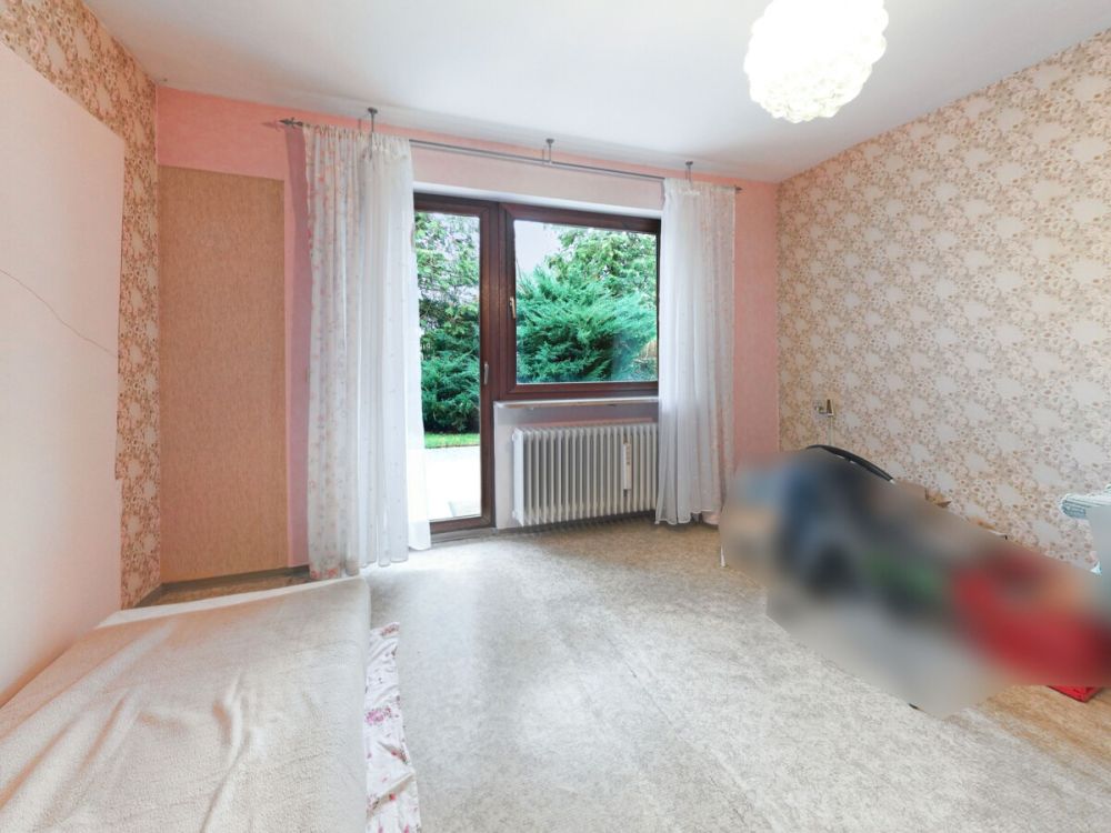 Ideal für die große Familie oder mehrere Generationen - Zweifamilienwohnhaus mit Nebengebäude in Windelsbach (11)