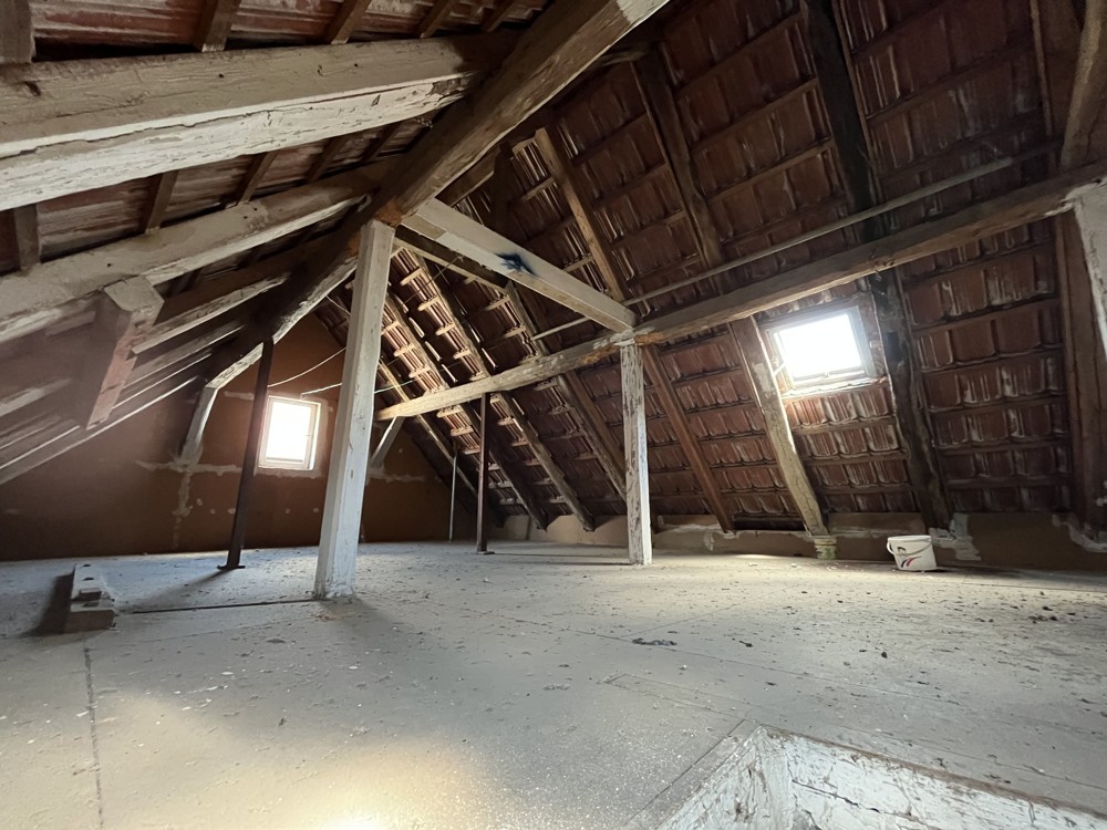 "Kleines Häuschen sucht großen Traum" - 97490 Poppenhausen-Maibach