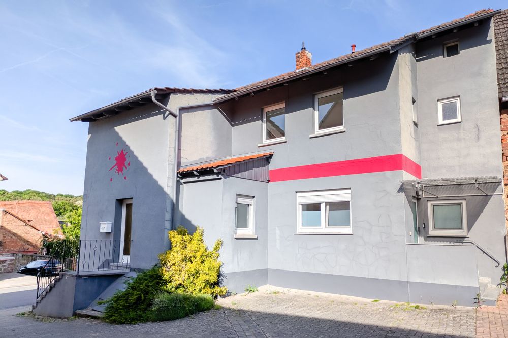 Ein- / Zwei-Familien-Haus in Erlenbach Mechenhard - interessant für Selbstnutzer & Kapitalanleger!