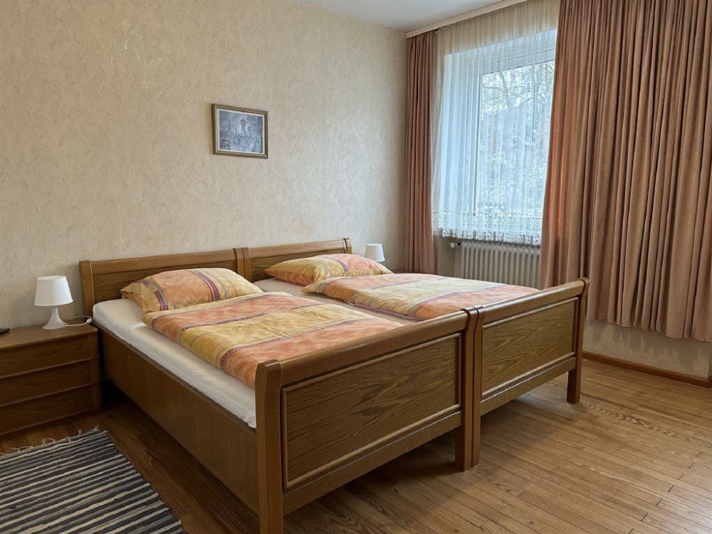 Wohn- und Geschäftshaus "Preis auf Anfrage"