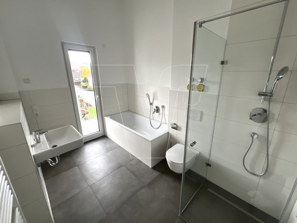 Sonnige 3 Zimmerwohnung mit großem Balkon