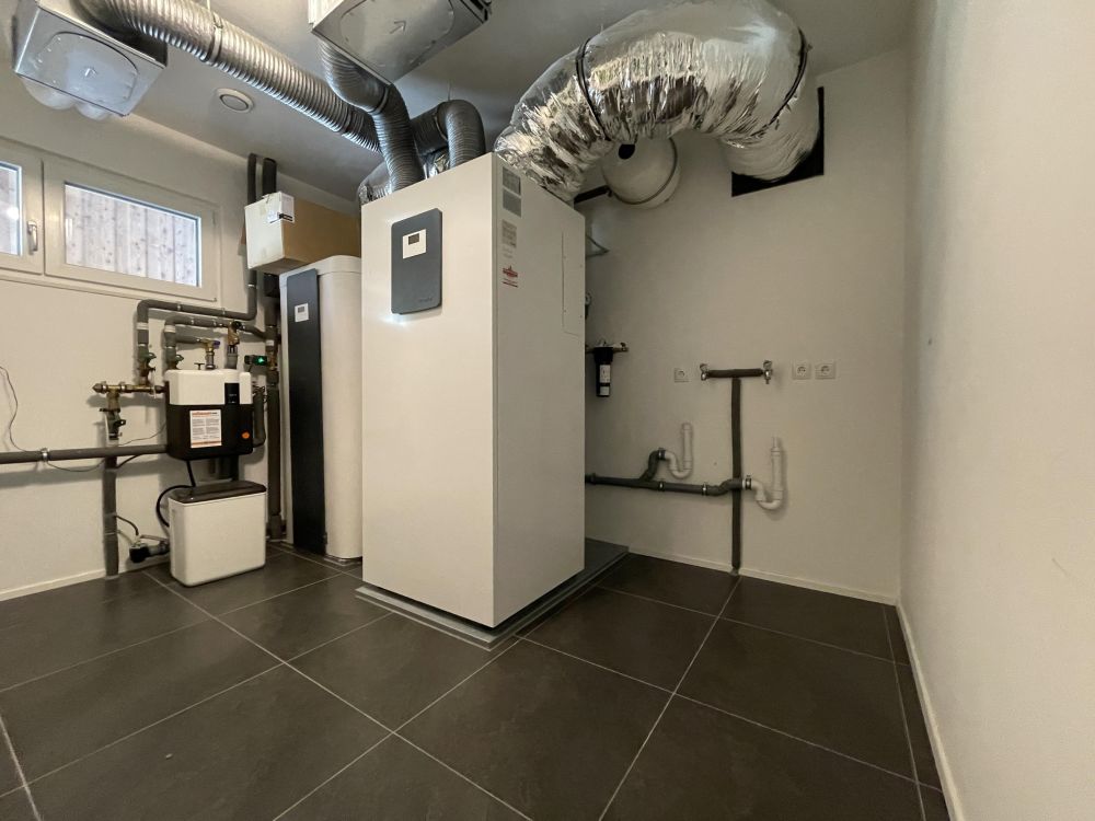 FREI: NEUWERTIGES MARKEN-FACHWERK-HAUS