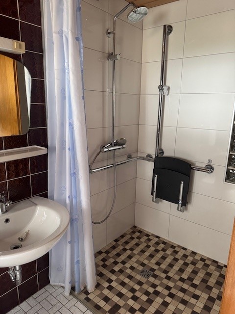 Großzügiges Wohnhaus mit Ausbaureserve