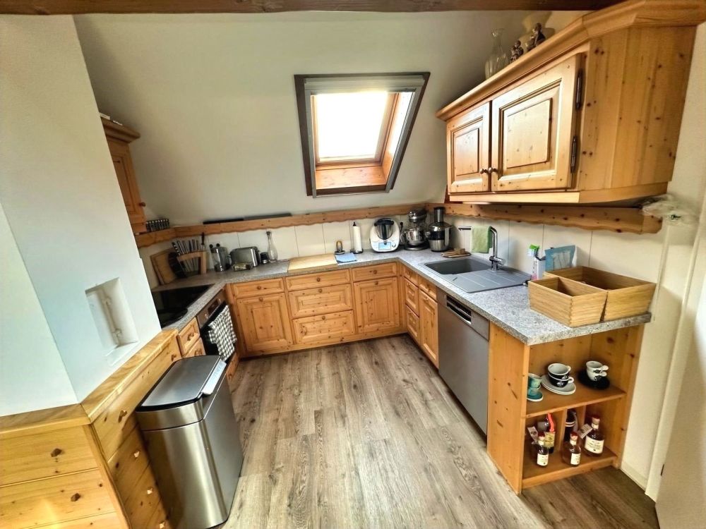 Große Dachgeschosswohnung in Ismaning