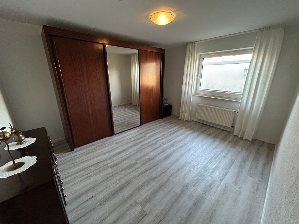  Erdgeschosswohnung in Stadtnähe, Zeitmietvertrag über 3 Jahre  (12)