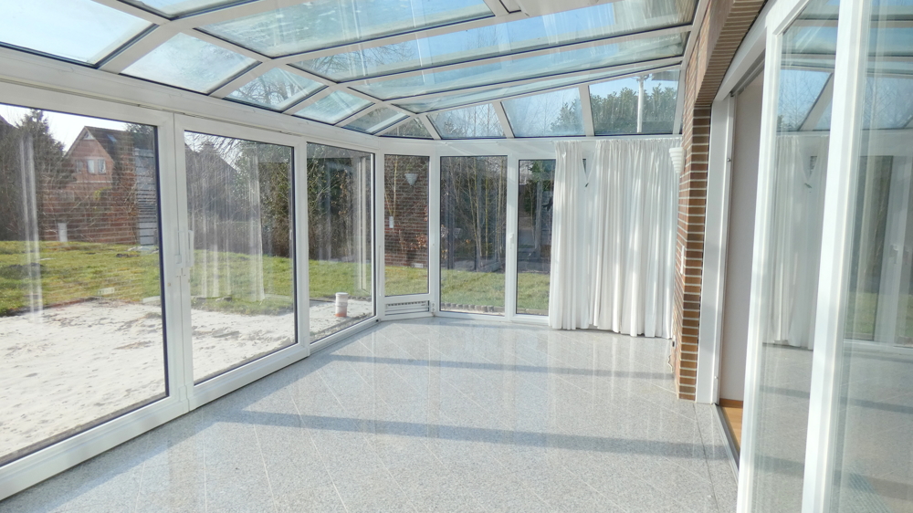 Friedrichsfehn - ruhige Wohnlage! Dreifamilienhaus mit bezugsfreier Hauptwohnung / nahe Oldenburg