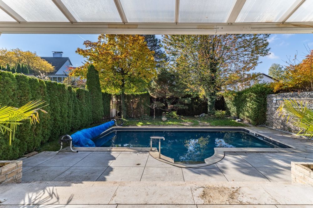 Zweifamilienhaus der Extraklasse - Hier lässt es sich gut leben und arbeiten