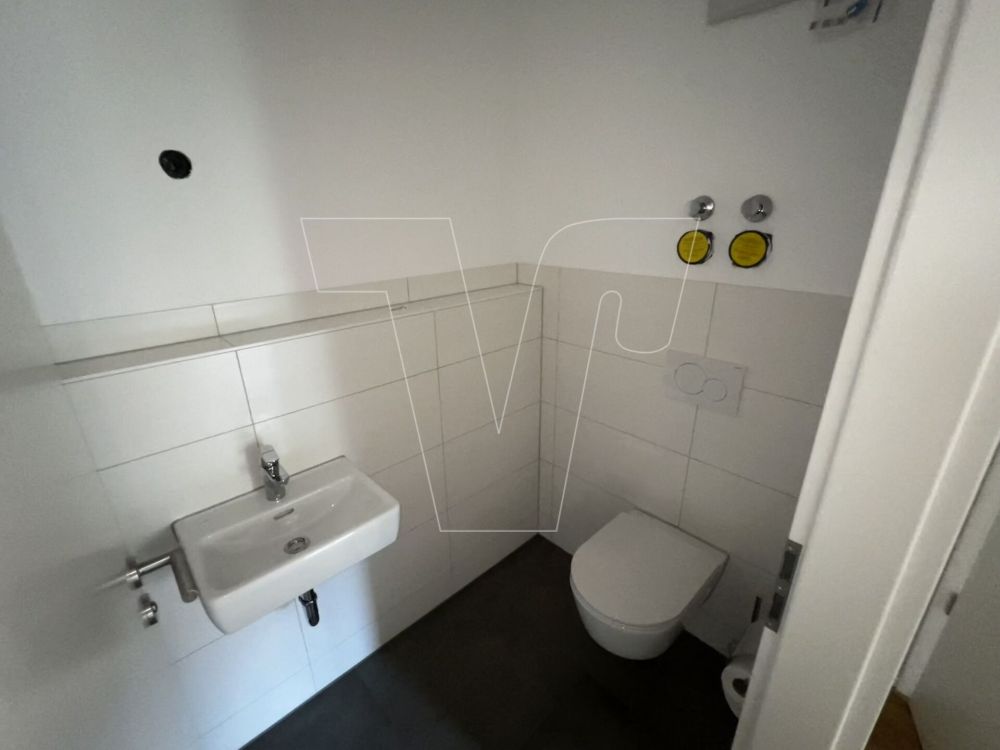 Großzügige barrierefreie Neubau-Wohnung mit Terrasse