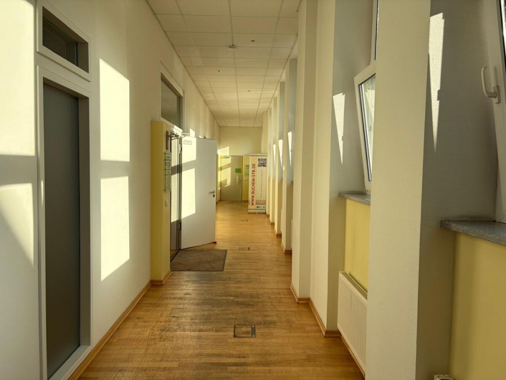 Repräsentative Praxisfläche mit vielseitigen Möglichkeiten in Bergisch Gladbach-Zentrum