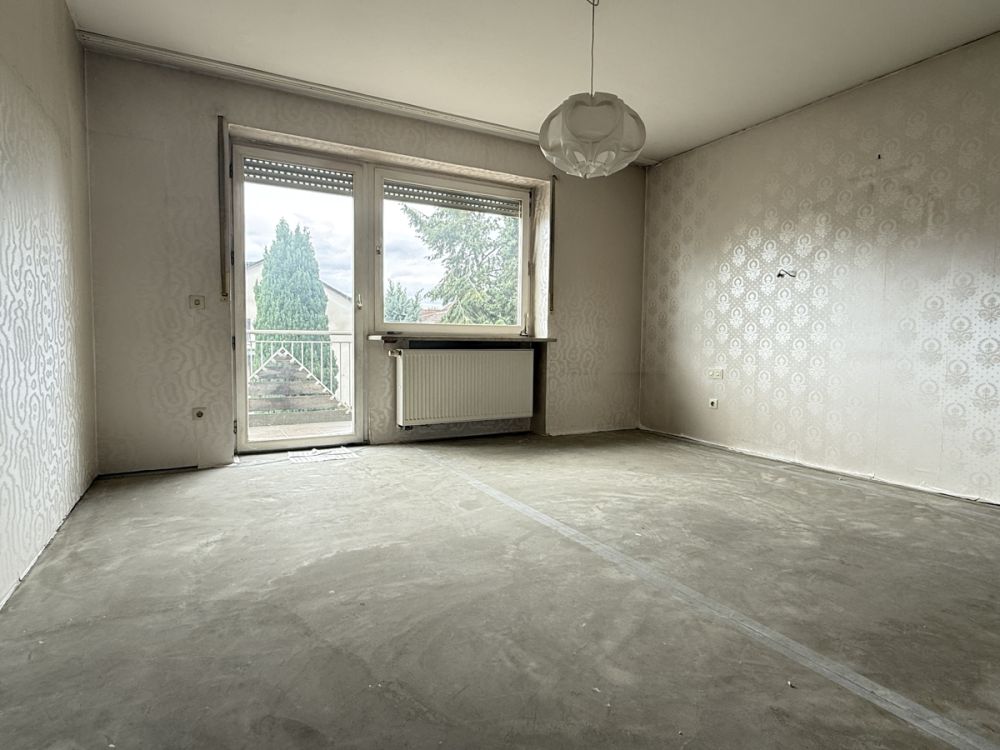 Freistehendes Einfamilienhaus in Weiden - Ost